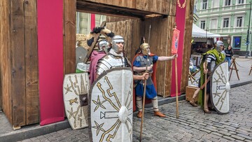 В Одесі розташувався військовий табір римських легіонерів
