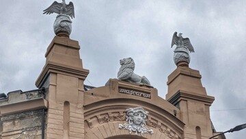 В Одесі відновили фігури на будинку Луцького