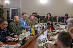 Німецький міністр оборони в Одесі анонсував новий пакет військової допомоги
