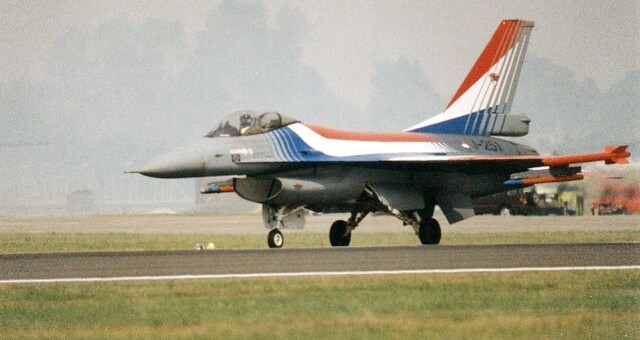 Перші F-16 скоро надійдуть від Нідерландів