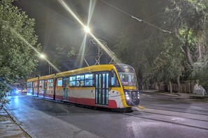 В Одесі відновили рух багатосекційних трамваїв