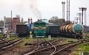 Українська залізниця намагається доправити більше вантажів до порту Рені