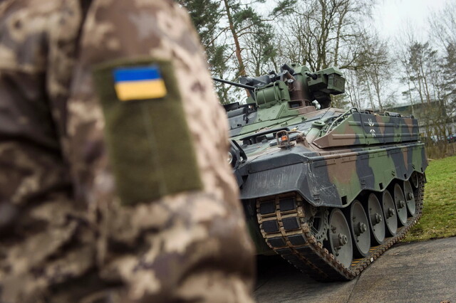 Бажання німецьких політиків посилити допомогу Україні спричинило урядову кризу