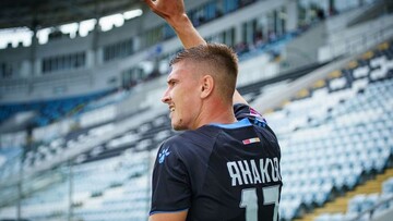 Якщо це не пенальті – то що пенальті? Вбити треба людину в штрафному майданчику? - Янаков