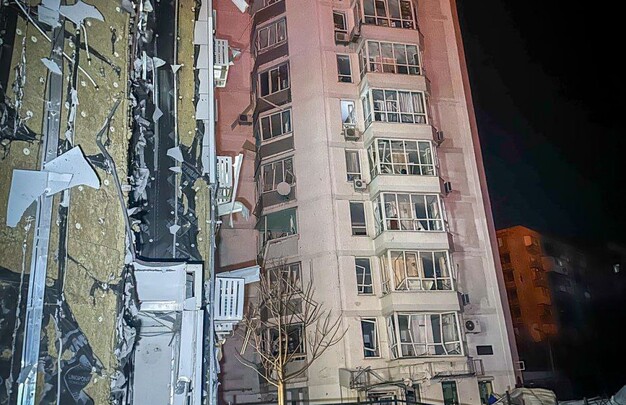 Одесу росіяни масовано атакували "шахедами"