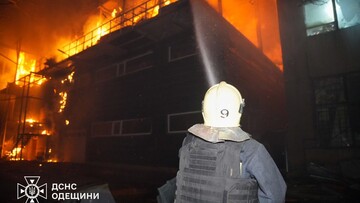 По Одесі росіяни завдали масований "шахедний" удар