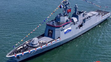 Стало відомо, скільки ракет може бути на новому північнокорейському фрегаті