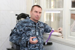 Морські прикордонники рятують життя своєю кров'ю