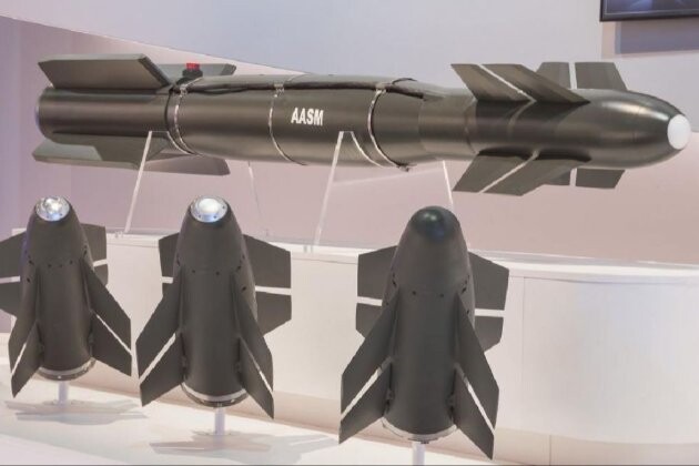 Франція передасть Україні 1200 "розумних" авіабомб