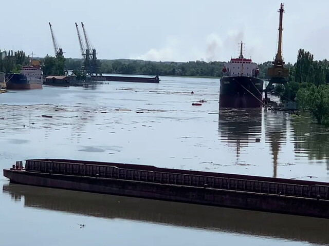 Порт Херсона зруйновано та розграбовано