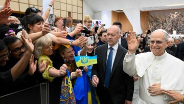 Папа Римський почав активну миротворчу політику