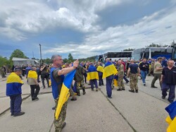 Завершився найбільший обмін полоненими: це єдиний результат мирних переговорів у Стамбулі