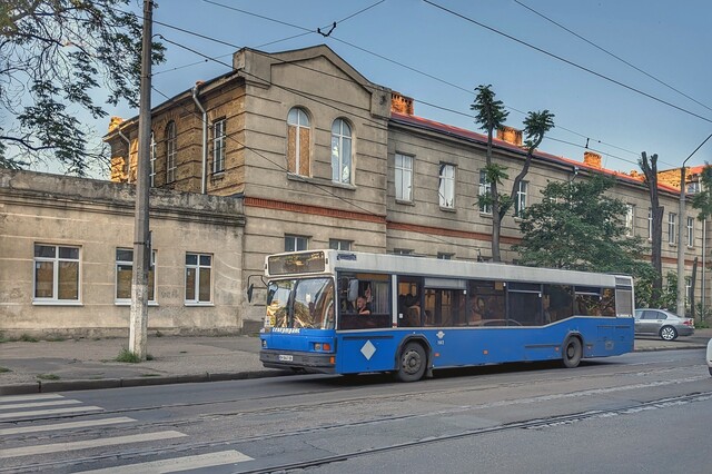 Як в Одесі курсують автобуси для пасажирів з обмеженими можливостями у червні