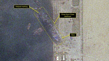Північна Корея вже ремонтує фрегат після аварії під час спуску на воду