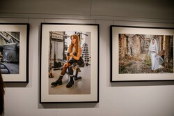 В Одесі можна побачити унікальну фотовиставку про війну у залізничному вагоні