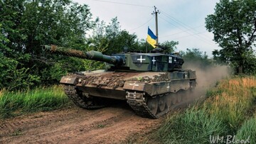 Європа вже допомагає Україні більше за США