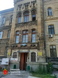 В Одесі пошкоджені житлові будинки, лікарня і навчальні заклади