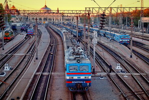 Призначаються додаткові пасажирські поїзди