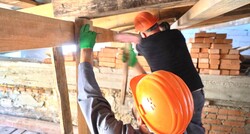 В Одесі продовжують відновлювати старий будинок на проспекті Шевченка