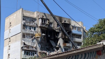 В Одесі пошкоджені житлові будинки, готель і навчальні заклади