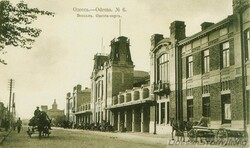 В Одесі російським обстрілом знищено старовинну будівлю вокзалу