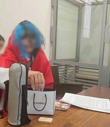 Зрадницю, яка розгорнула прапор росії в центрі Одеси, не змогли засудити