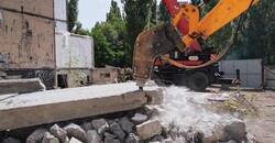 В Одесі почався капремонт пошкодженої рашистами багатоповерхівки