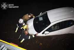 Катастрофічна злива паралізувала Одесу: ситуація у місті