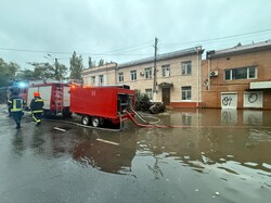 Наслідки стихійного лиха в Одесі під контролем президента