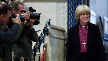 "Эта не юбка, а ряса!" (из старого анекдота)