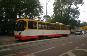 Рух електротранспорту в Одесі відновлюють