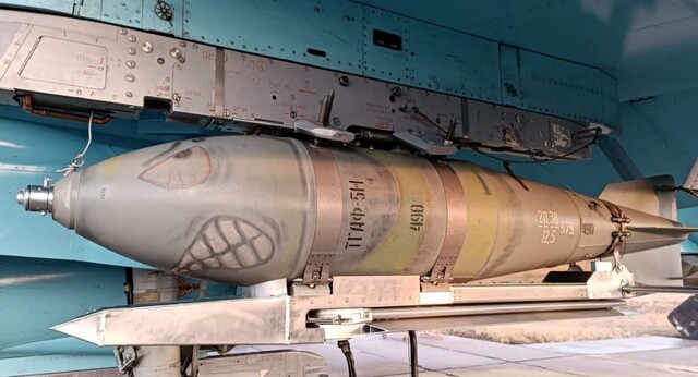 ППО збила два російських КАБ під час атаки на Одеську область