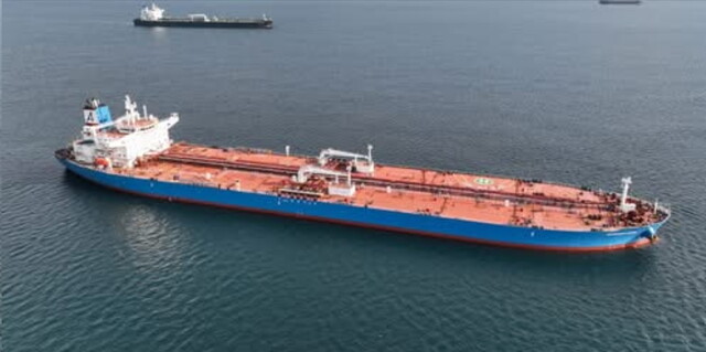 "По рыбам, по звездам проносит шаланду - три турка в Алиагу везли контрабанду..."