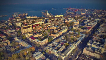 Посмотреть на Люка с люка...