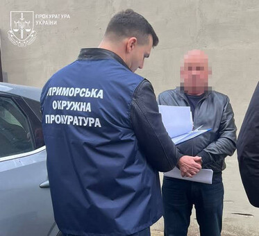 Частина отелю біля дельфінарію виявилася нахаббудом