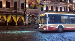 В Одесі запустили різдвяний електротранспорт