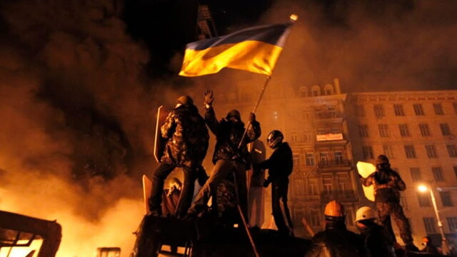 "Переведіть мене через майдан..."