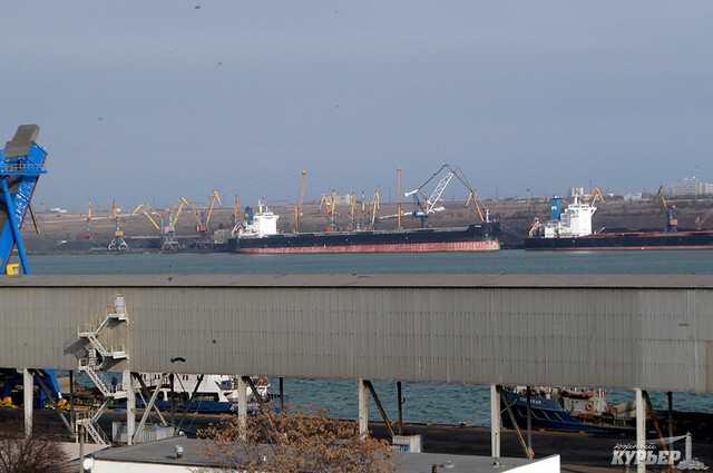 Порт Південний зазнав російської атаки