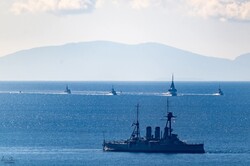 Флот Греції показав 2500 років своєї історії