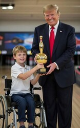 Нобелівська премія миру: тепер у кольорі «Gold Edition»