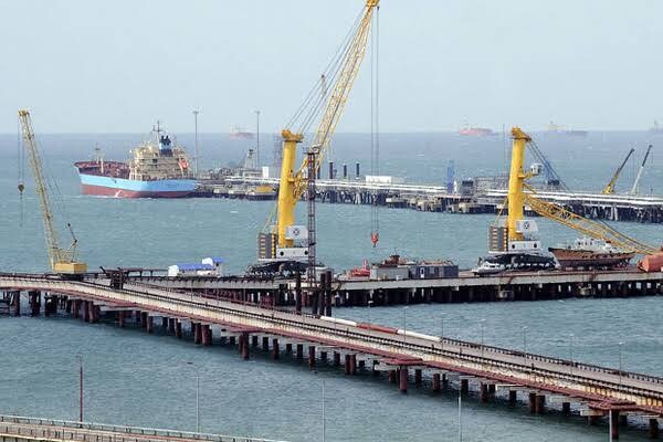 На росії уражено порт Тамань