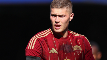 Артем Довбик вибув надовго: операція перекреслила плани сезону