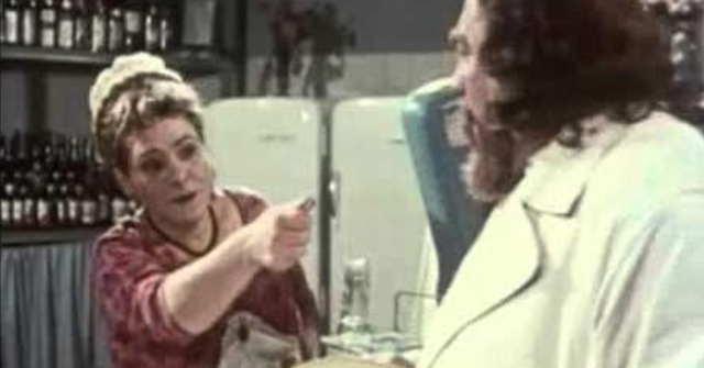 "Так, может быть, вы, святой отец, партийный?"