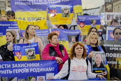 В Одесі відкрилася фотовиставка, що показує емоційний погляд на війну