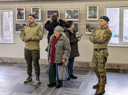 В Одесі відкрилася фотовиставка, що показує емоційний погляд на війну