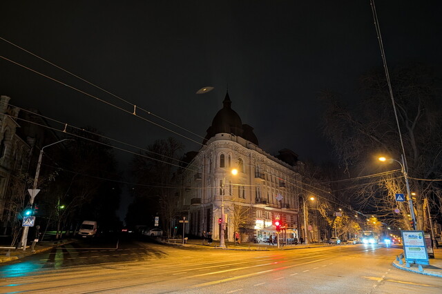 За минулий місяць в Одеській області повернули світло у майже 650 тисяч домівок