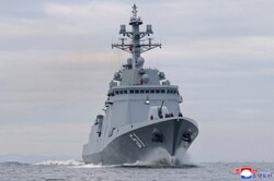 У Північній Кореї провели випробування ракетних пусків з нового есмінця