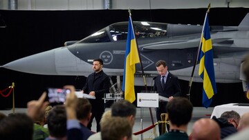 Україна готується почати сплачувати замовлені у Франції і Швеції винищувачі