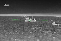 У росіян уражено два судна, що забезпечували перевезення Керченською поромною переправою