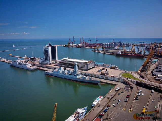 Велика Британія схвалила захоплення танкерів російського "тіньового флоту"